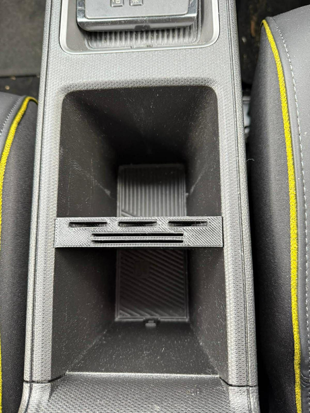 Renault 4 and 5 E-Tech Centre Console Coin and Card Organiser