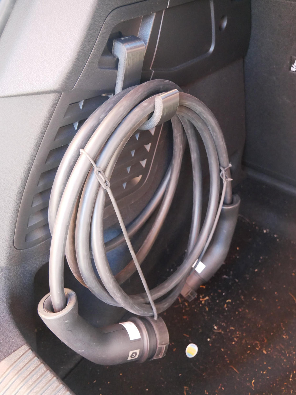 Renault Scenic/Megane E‑Tech Boot Hook | Luggage & Charging Cable Holder